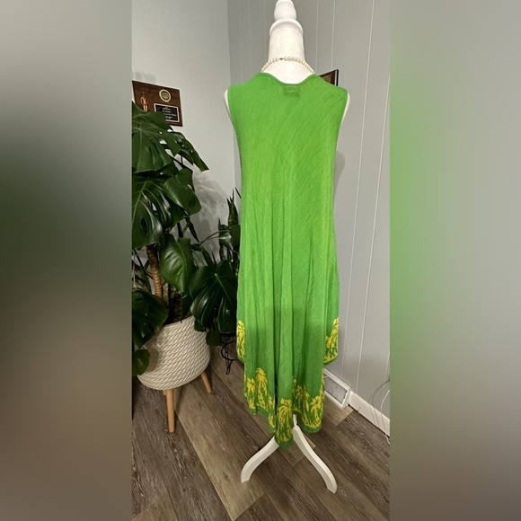 🛍️Sakkas one size sleeveless dress green and yellow embroidered. - Picture 6 of 9